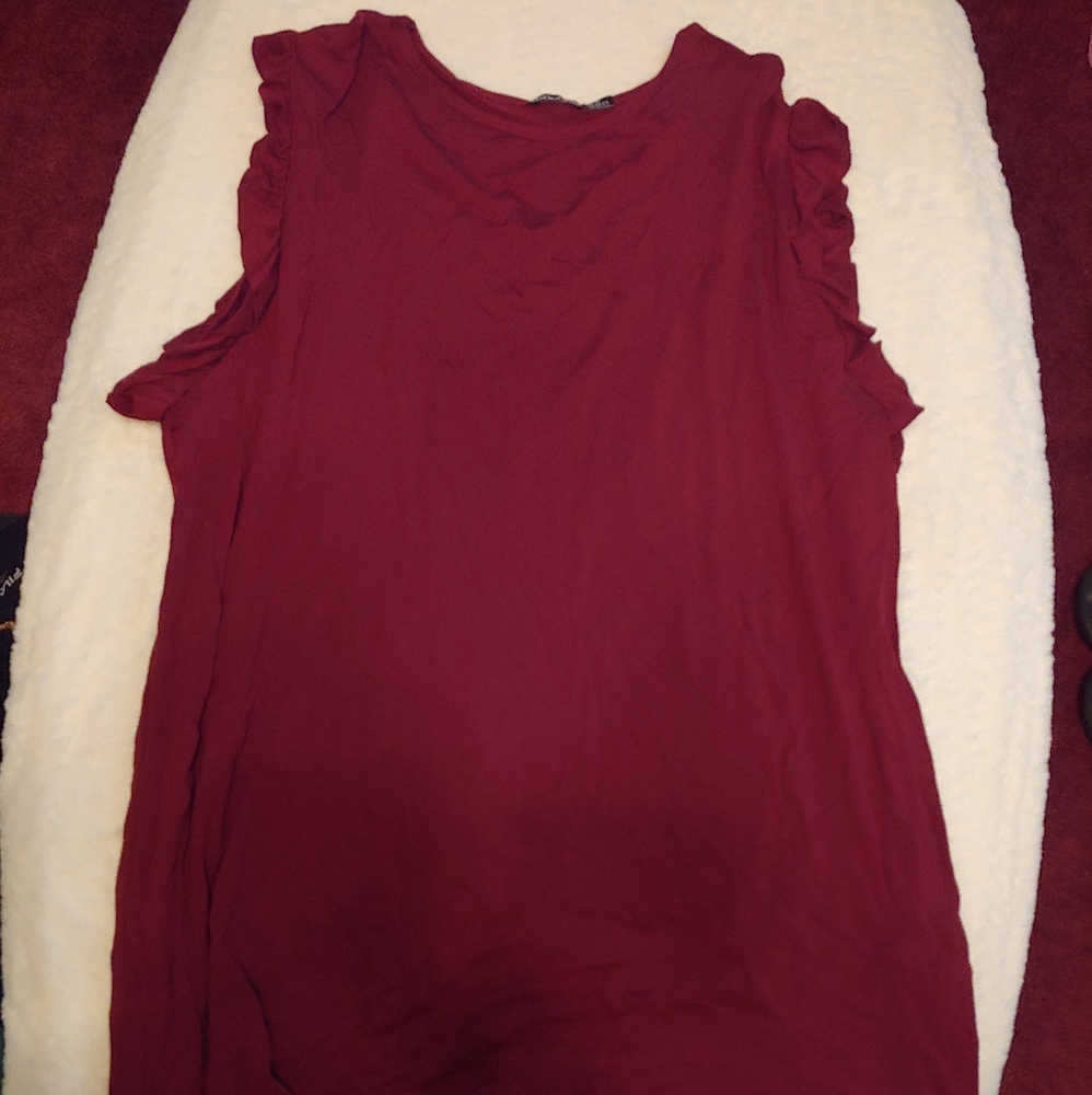 Maroon boohoo dress